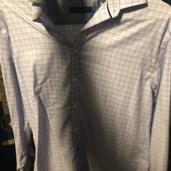 Tommy Hilfiger dress shirt - Picture 1 of 2